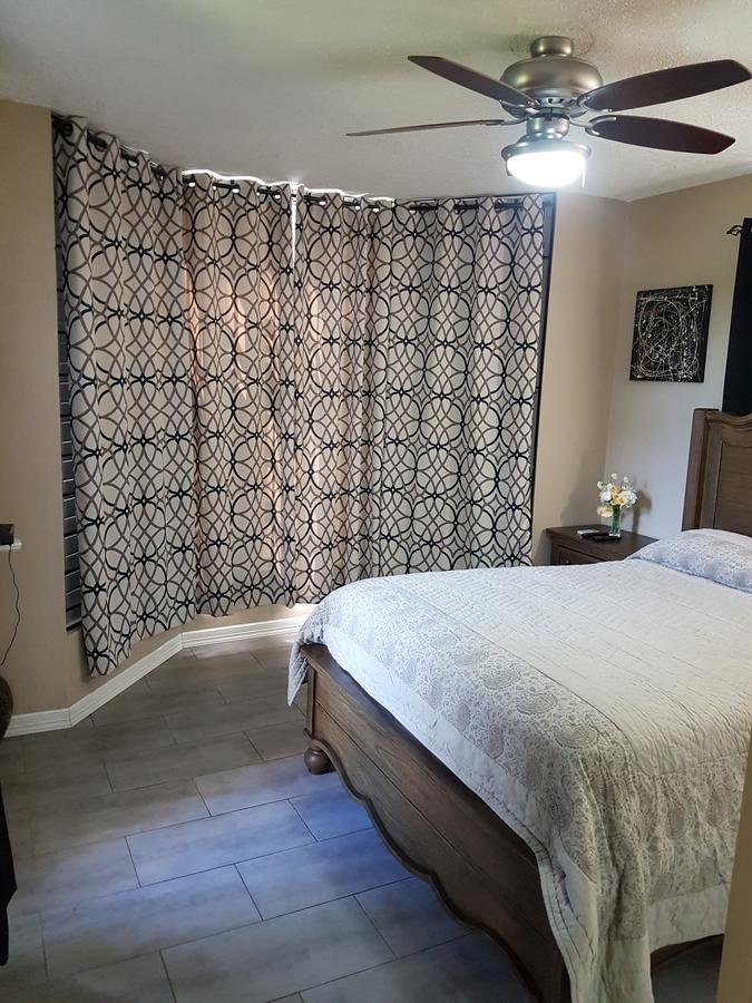 Skycastle Oasis Apartment Ocho Rios Exterior photo